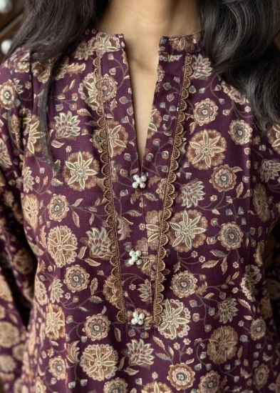 Lace-Trimmed Mauve Floral Kurta